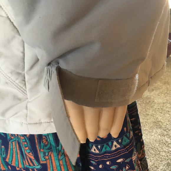 EUC WOMENS CABELA'S BEIGE ZIPPERED JACKET MEDIUM - Picture 6 of 9